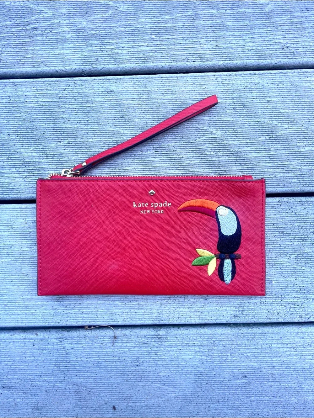 Rare Kate Spade RED colorful Toucan bird wristlet Clutch NWOT